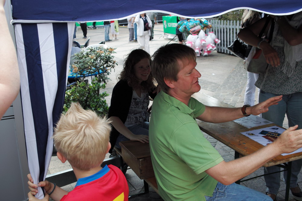 201105_NE/2011-05-22 15-03-22_NeiEttelbruck2011.JPG